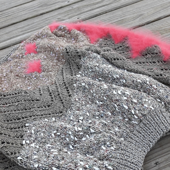 Chunky Knit Sweater Handmade Fuzzy Soft Fun Unique Ugly Cute Valentine Pink Fur - Picture 15 of 16